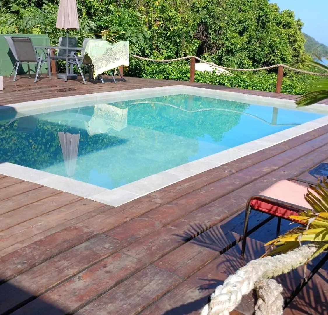 シャレー Niihau Lodge モーレア島